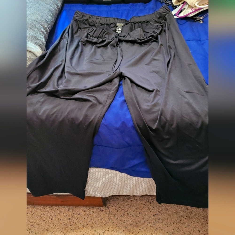 XXL Silky black lounge pants